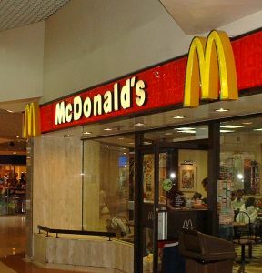 5 naprawdę popularnych internetowych formularzy ofert pracy: Burger King, Mcdonald's, Wal Mart itp. McD