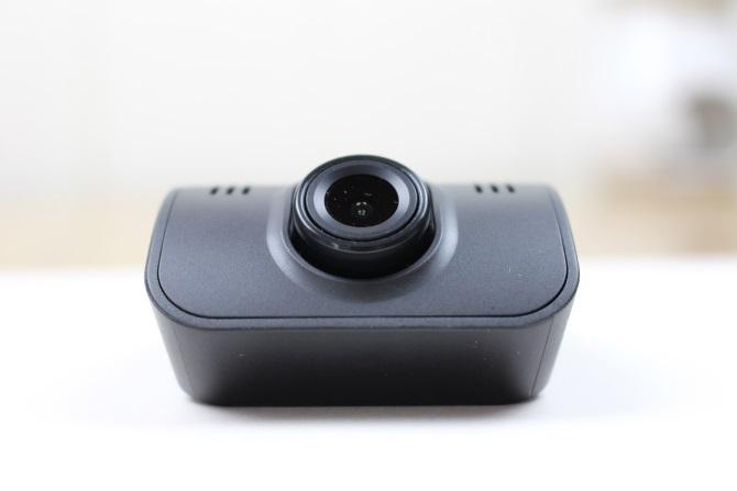 Yi Mini Dashcam: Yi nadal dominuje nad budżetem wszystkiego Yi Mini Dashcam 4