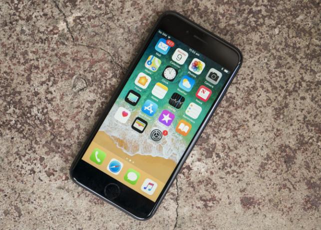 Recenzja iPhone'a 8: Smart Phone, Dumb Upgrade iPhone 8 1