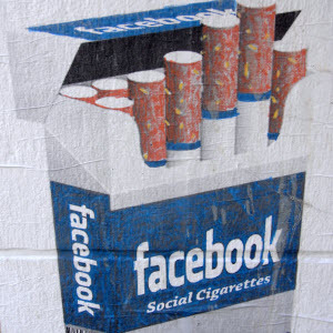 Czy jesteś zaawansowanym użytkownikiem Facebooka? [INFOGRAFICZNY] facebook socialcigarettes