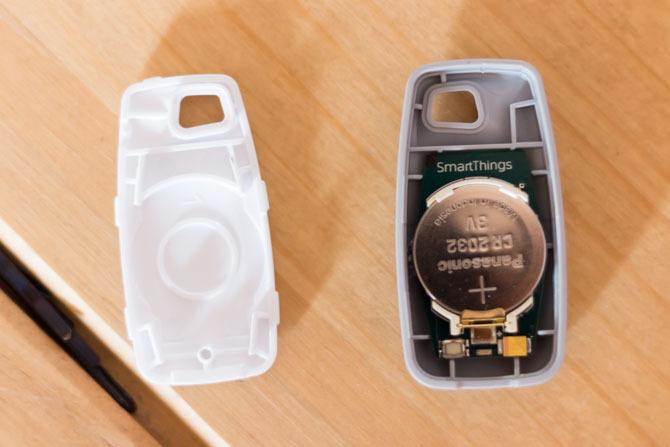 Jak skonfigurować i korzystać z czujnika Samsung SmartThings System Samsung Smartthings Sensor przyjazdu