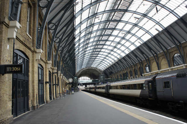 Kings-Cross-Station-Platform